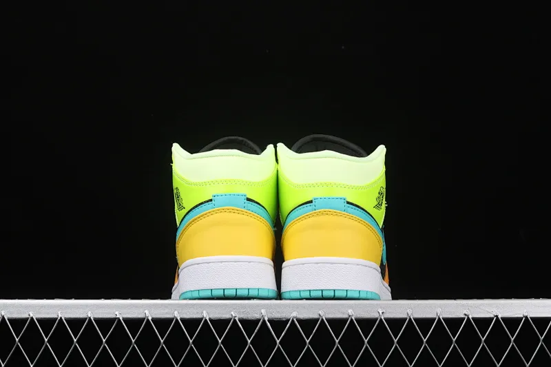 All categories Air Jordan Jordan series basketball shoes Air Jordan 1 Mid Air Jordan 1 Mid SE AJ1 Joe 1 four-leaf clover mid-top basketball shoes BQ6931-037